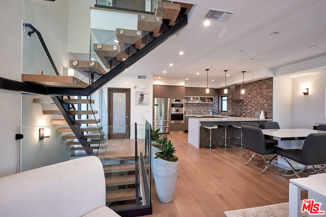 Property Photo:  4801 Carpenter Ave  CA 91607 