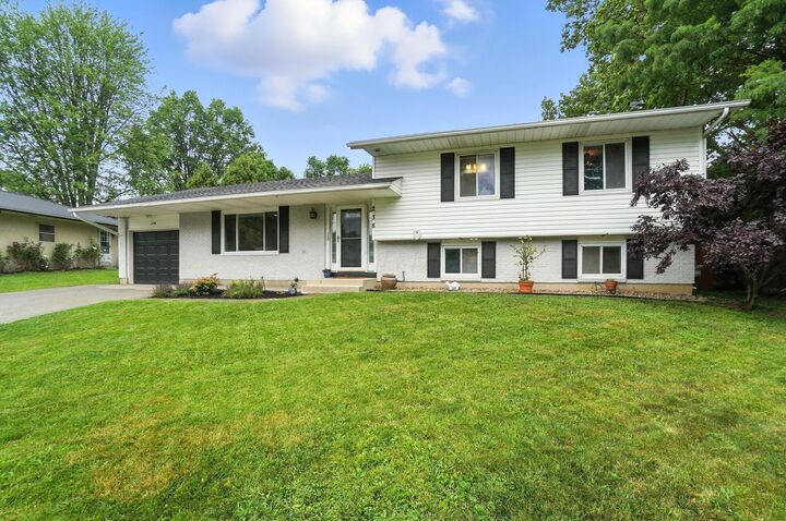 Property Photo:  238 Dunbarton Road  OH 43230 