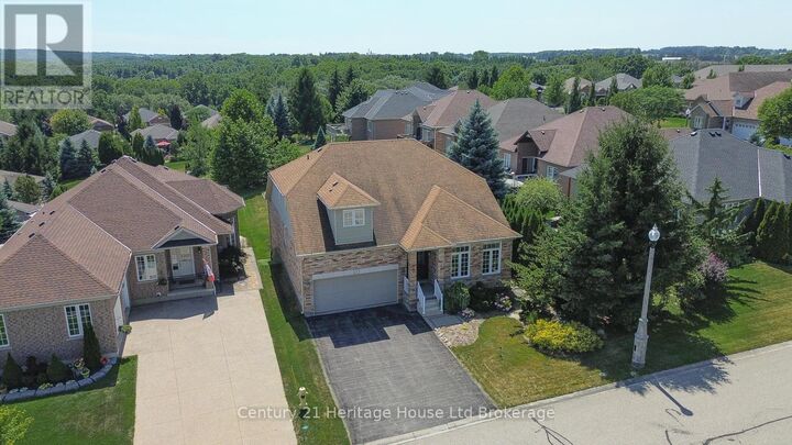 Photo de la propriété:  2 Green Gable Place  ON N4T 1W6