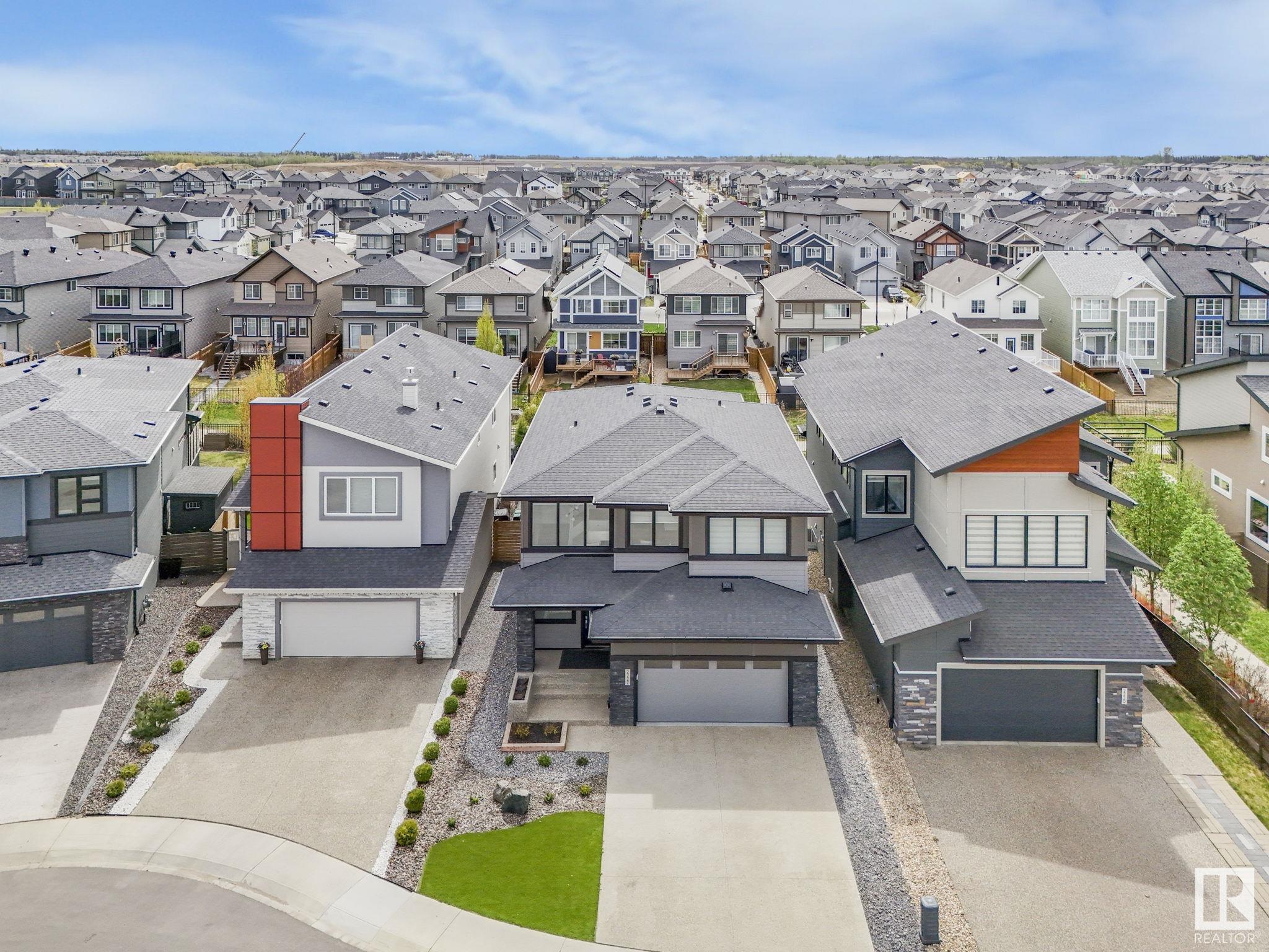 2227 Kelly Crescent SW  Edmonton AB T6W 3R8 photo
