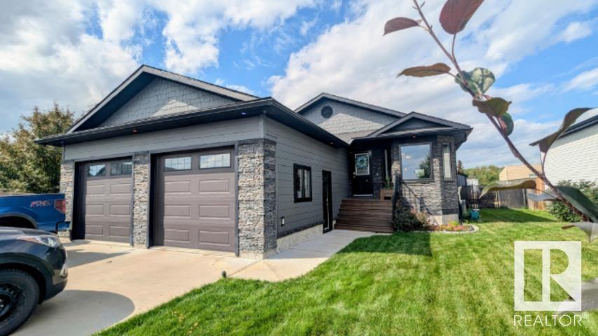 4522 60 Avenue  Vegreville AB T9C 1V8 photo