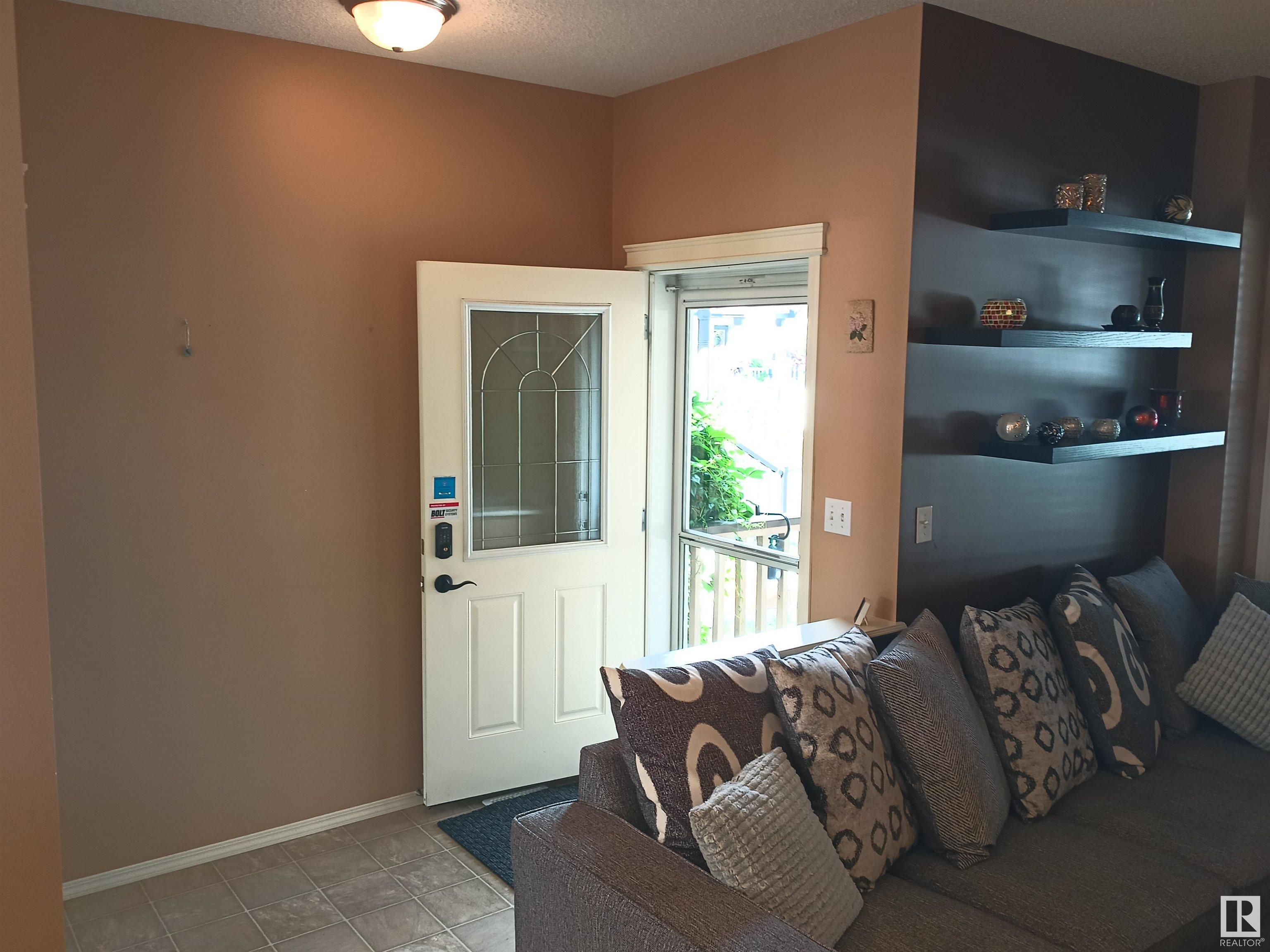Property Photo: 5853 Sutter Place NW AB T6R 3R2