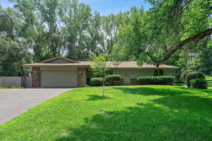 14641 Crestview Lane  Minnetonka MN 55345 photo