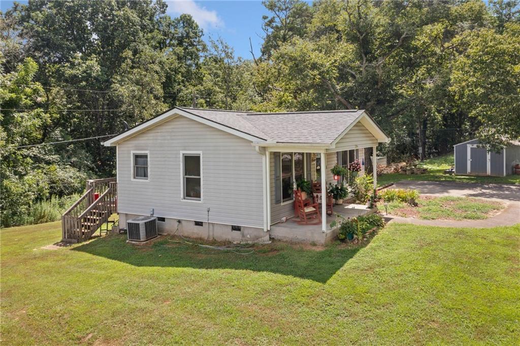 Property Photo: 1688 Antioch Church Road GA 30175
