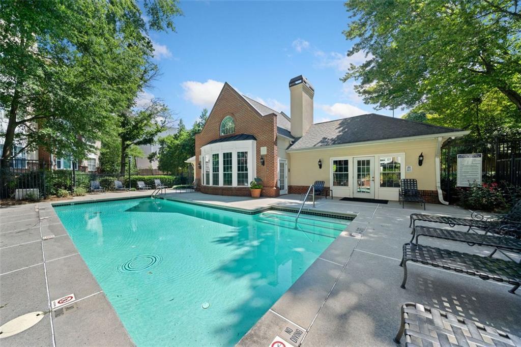 Property Photo: 3636 Habersham Rd 2207 GA 30305