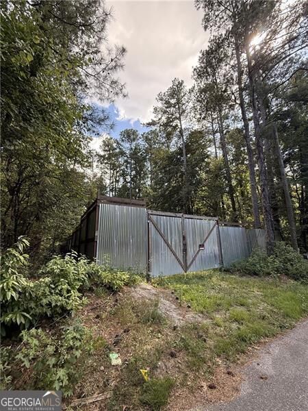 Property Photo: 164 Oak Beach Drive SE GA 30101