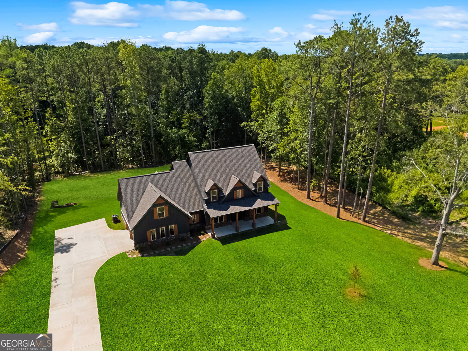 Property Photo: 626 Clark Drive GA 30294