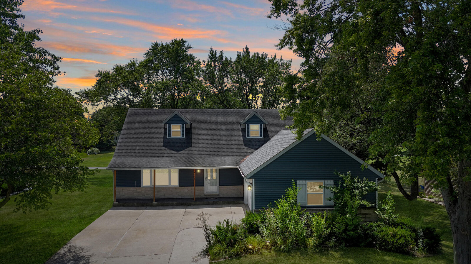 Property Photo: 4213 Glen Oaks Drive IN 46307