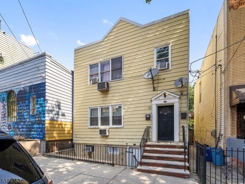 Property Photo: 92 Hutton St NJ 07307