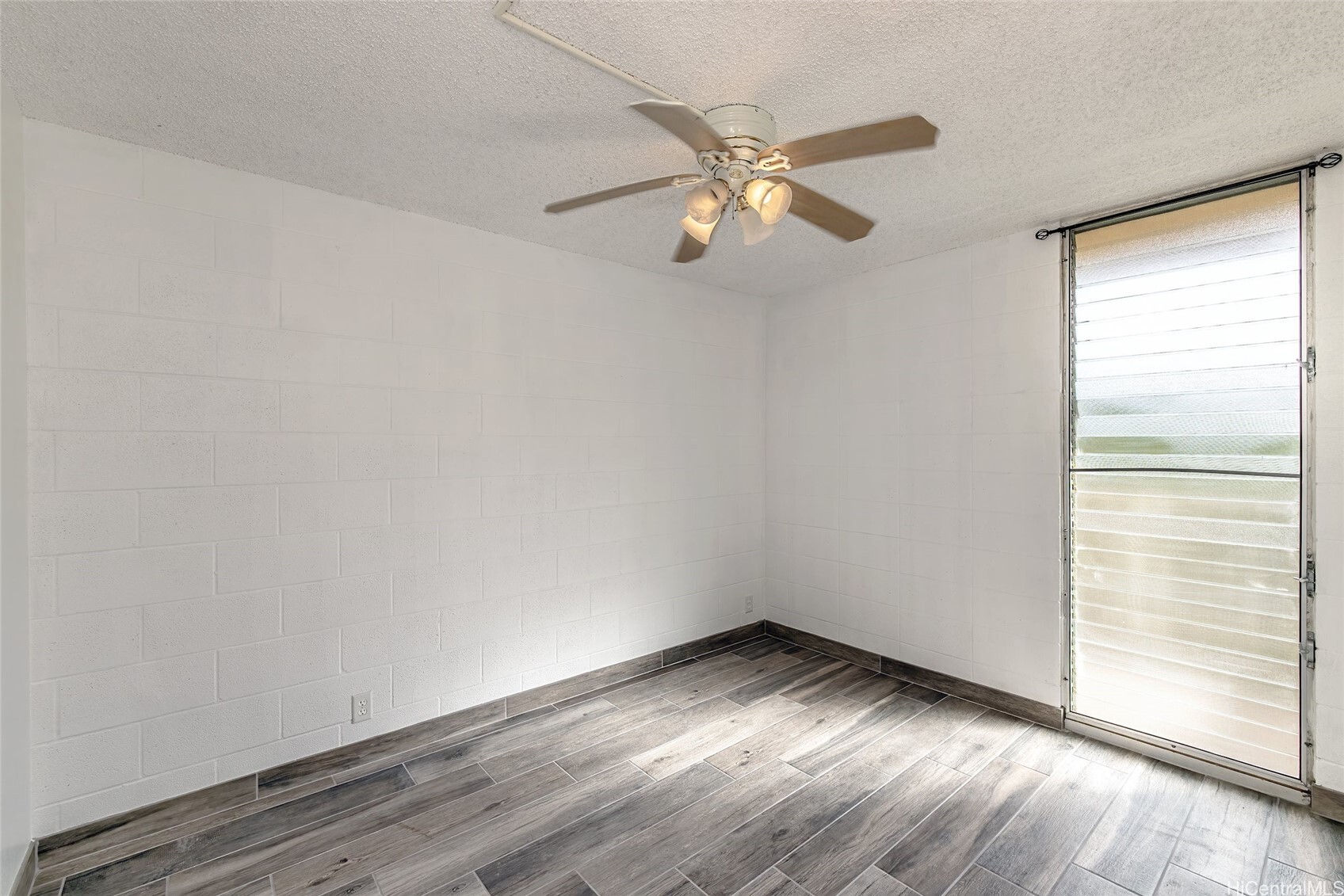 Property Photo: 95-273 Waikalani Drive D1102 HI 96789