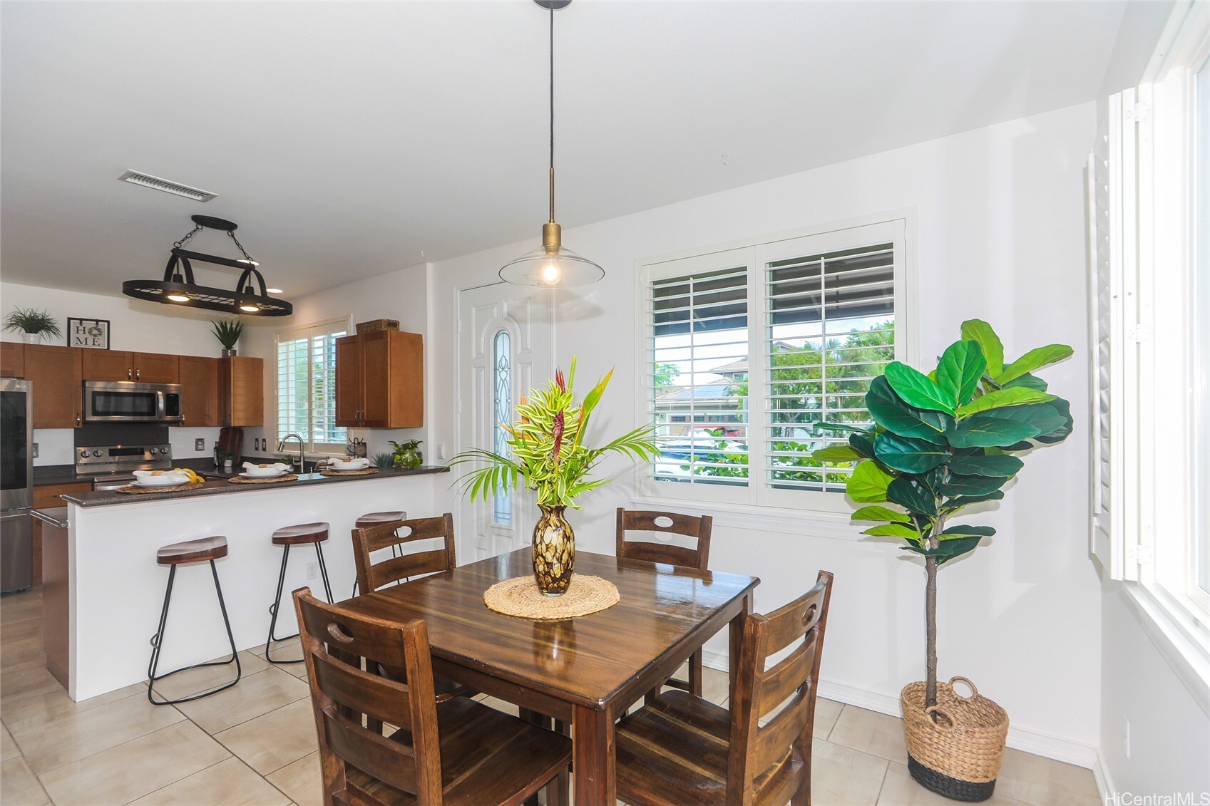 Property Photo: 409 Koakoa Street HI 96707