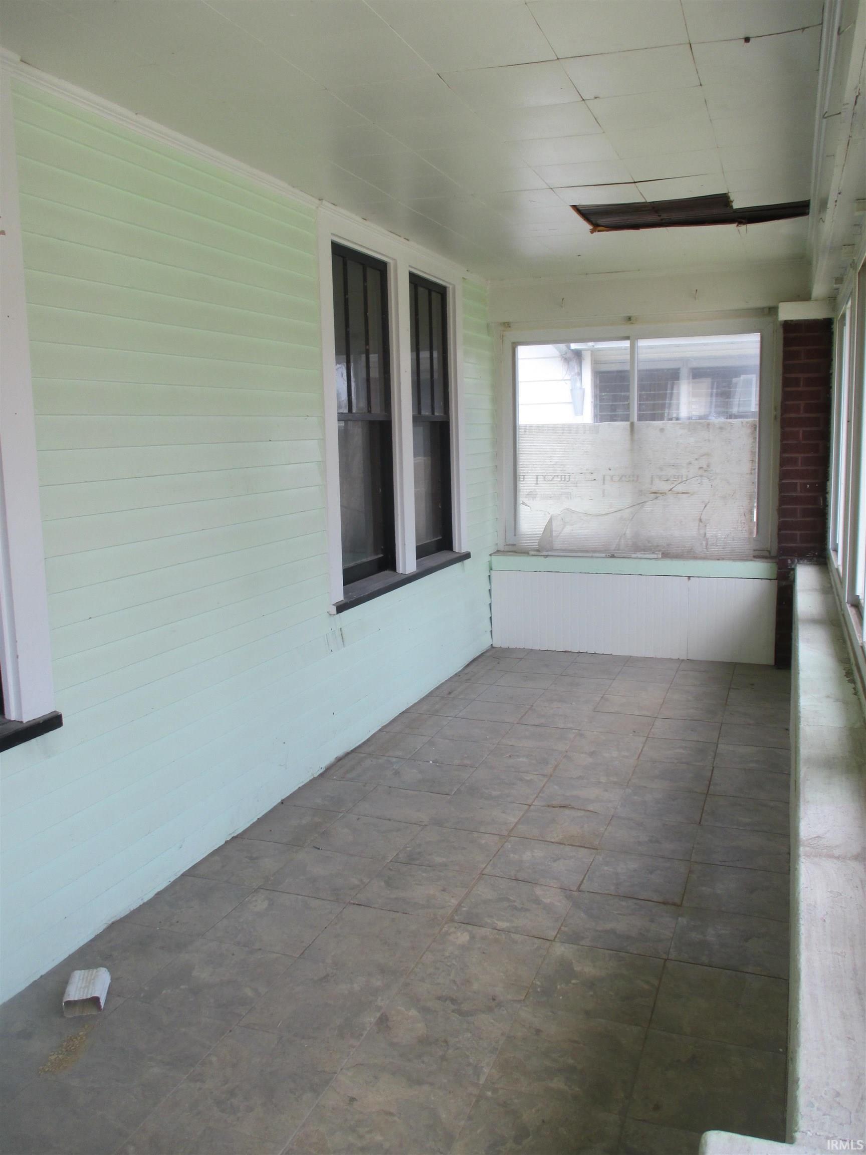Property Photo:  3221 Austin Avenue  IN 47712 