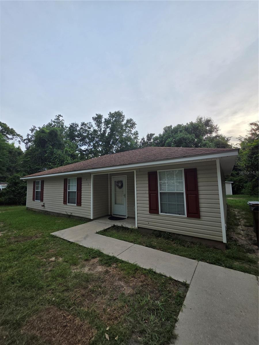 Property Photo:  4251 Linda Street  FL 32571 