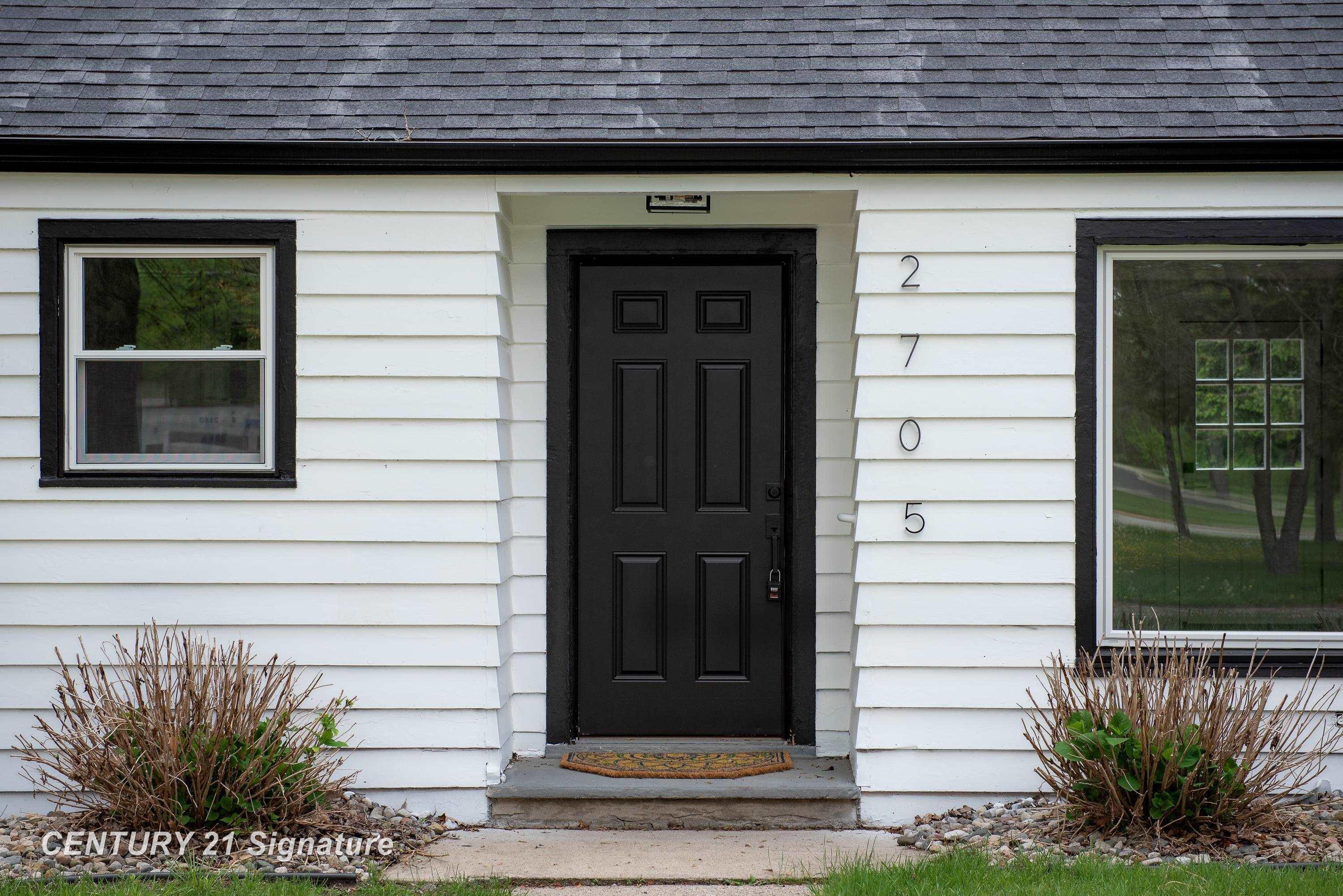 Property Photo: 2705 McCarty Road MI 48603