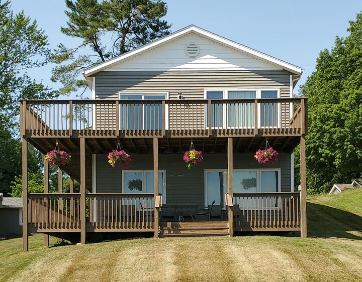 3718 Peterson Drive  Gobles MI 49055 photo
