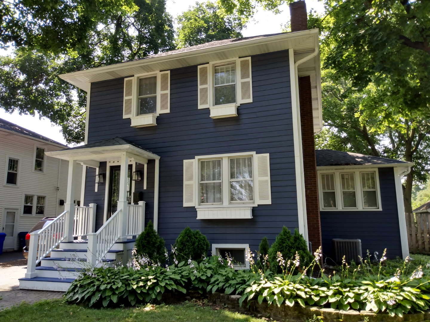 Property Photo:  116 E Madison Avenue  IL 60187 