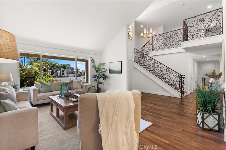 Property Photo:  6971 Garden Circle  CA 92648 