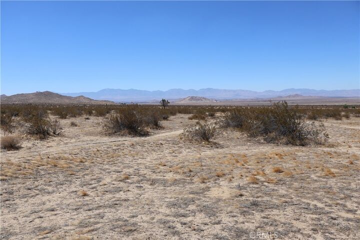 Property Photo:  0 E Avenue G  CA 93535 