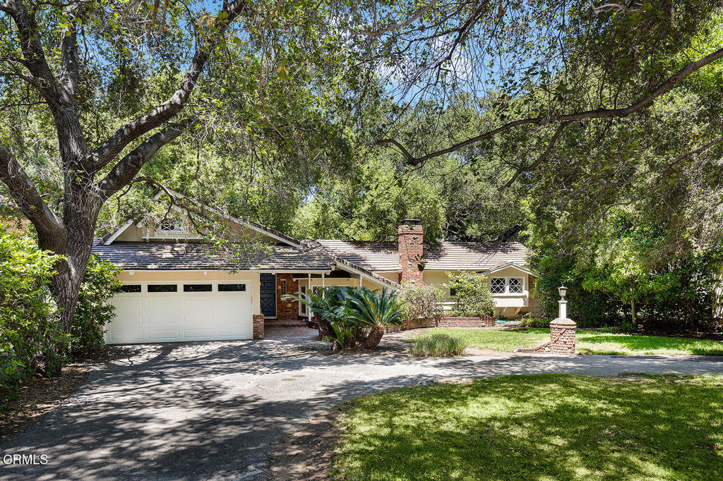 Property Photo: 2058 Lyans Drive CA 91011
