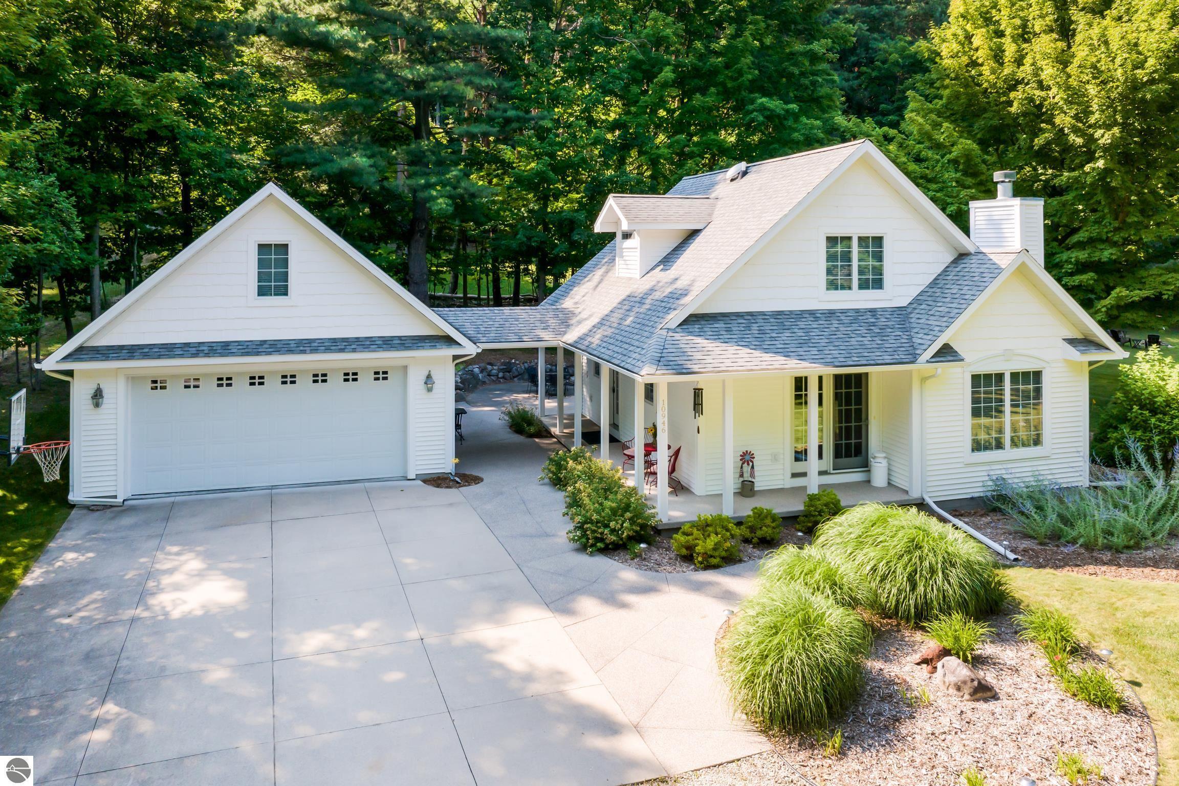 Property Photo: 10946 S West Torch Lake Drive MI 49676