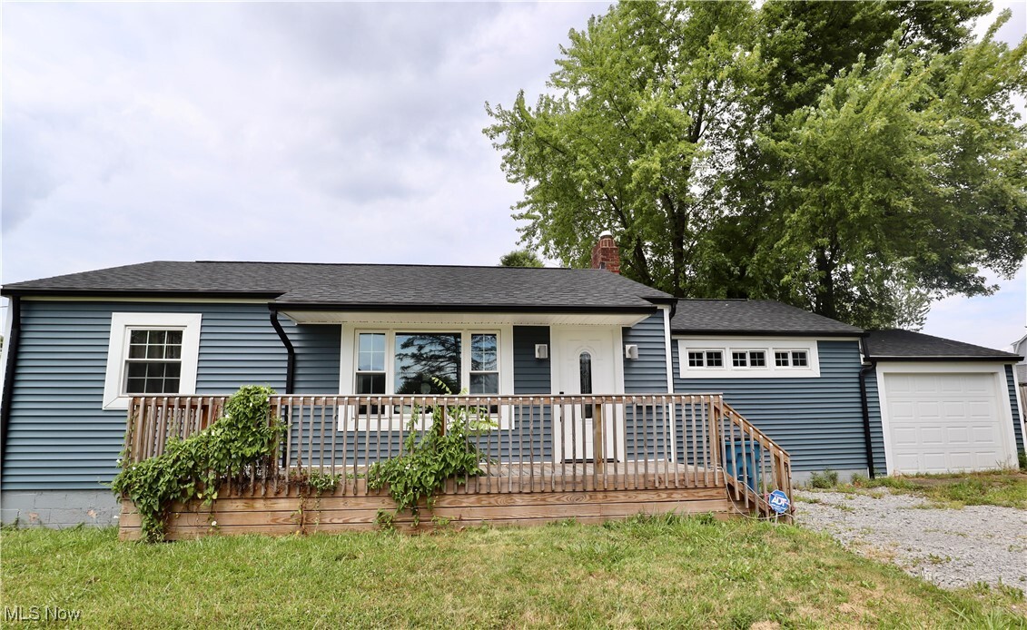 Property Photo: 229 High Avenue OH 44446