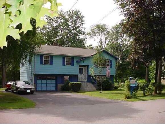 Property Photo: 74 Townsend Ave NH 03079