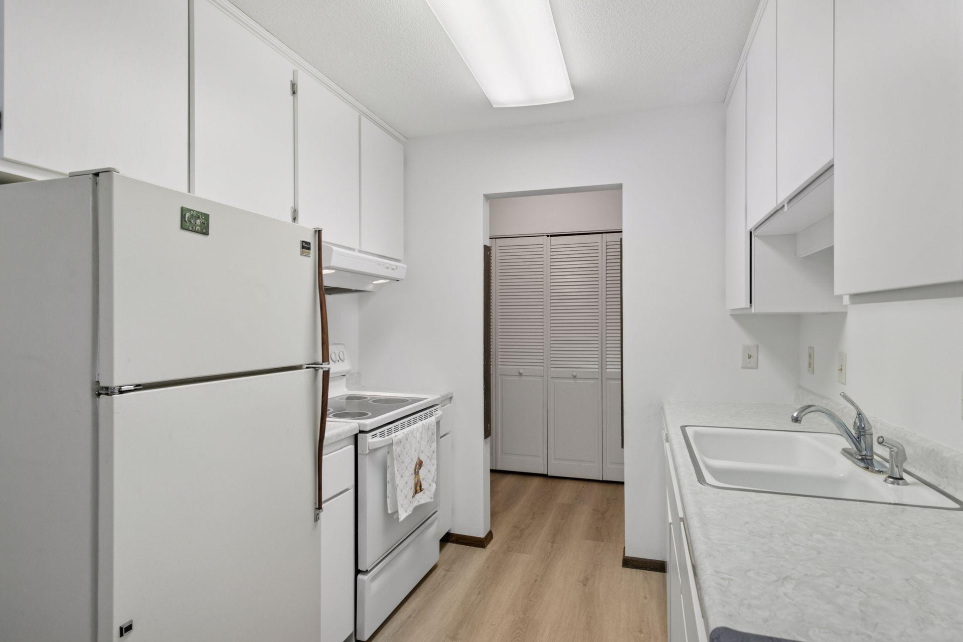 Property Photo:  4360 Brookside Court 310  MN 55436 