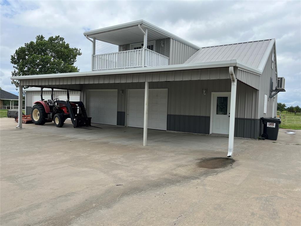 Property Photo: 2384 County Road 2118 TX 75402