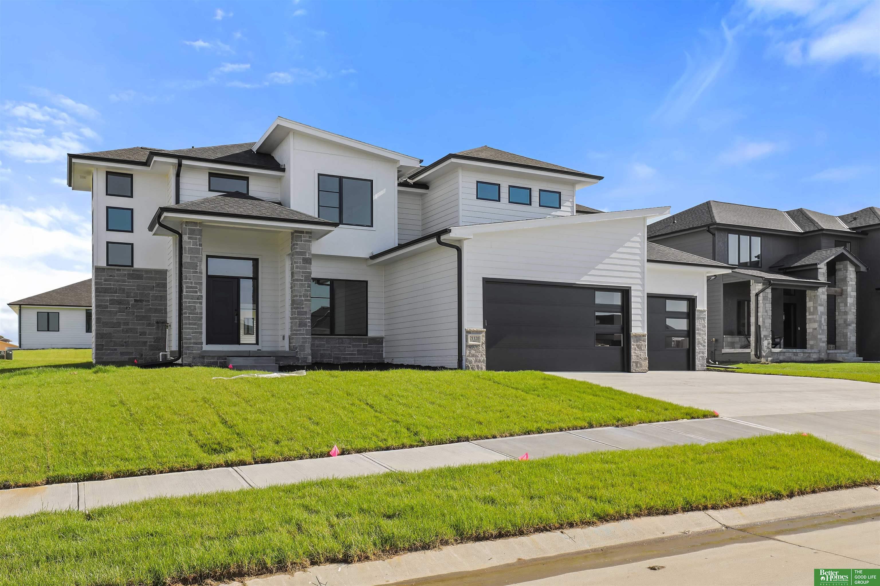 Property Photo:  21120 Arlington Street  NE 68022 