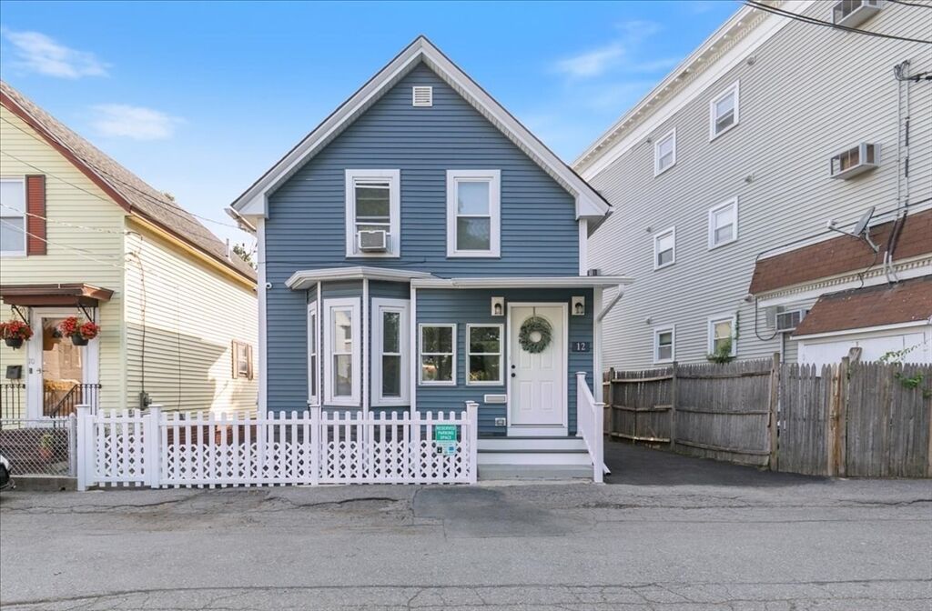 Property Photo:  12 Chase St  MA 01852 