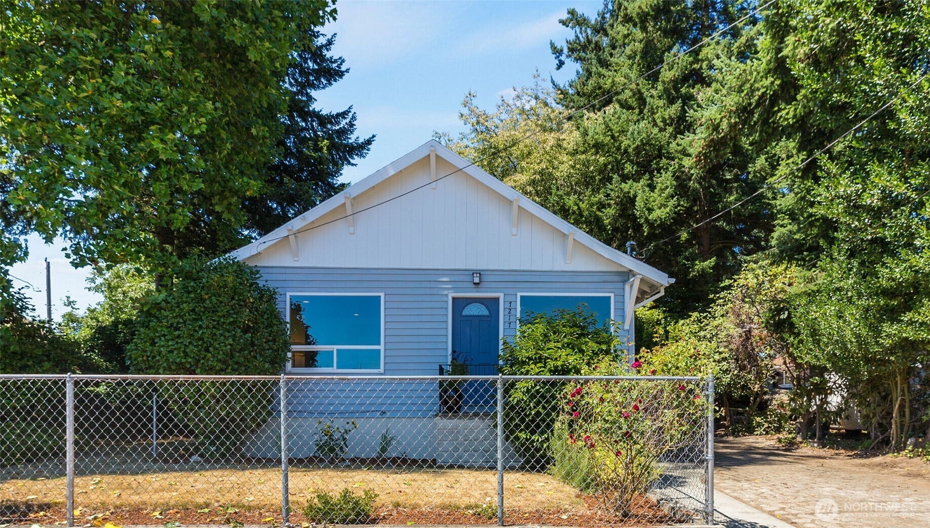 Property Photo: 7217 12th Avenue SW WA 98106