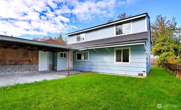 Property Photo: 12034 68th Avenue S WA 98178