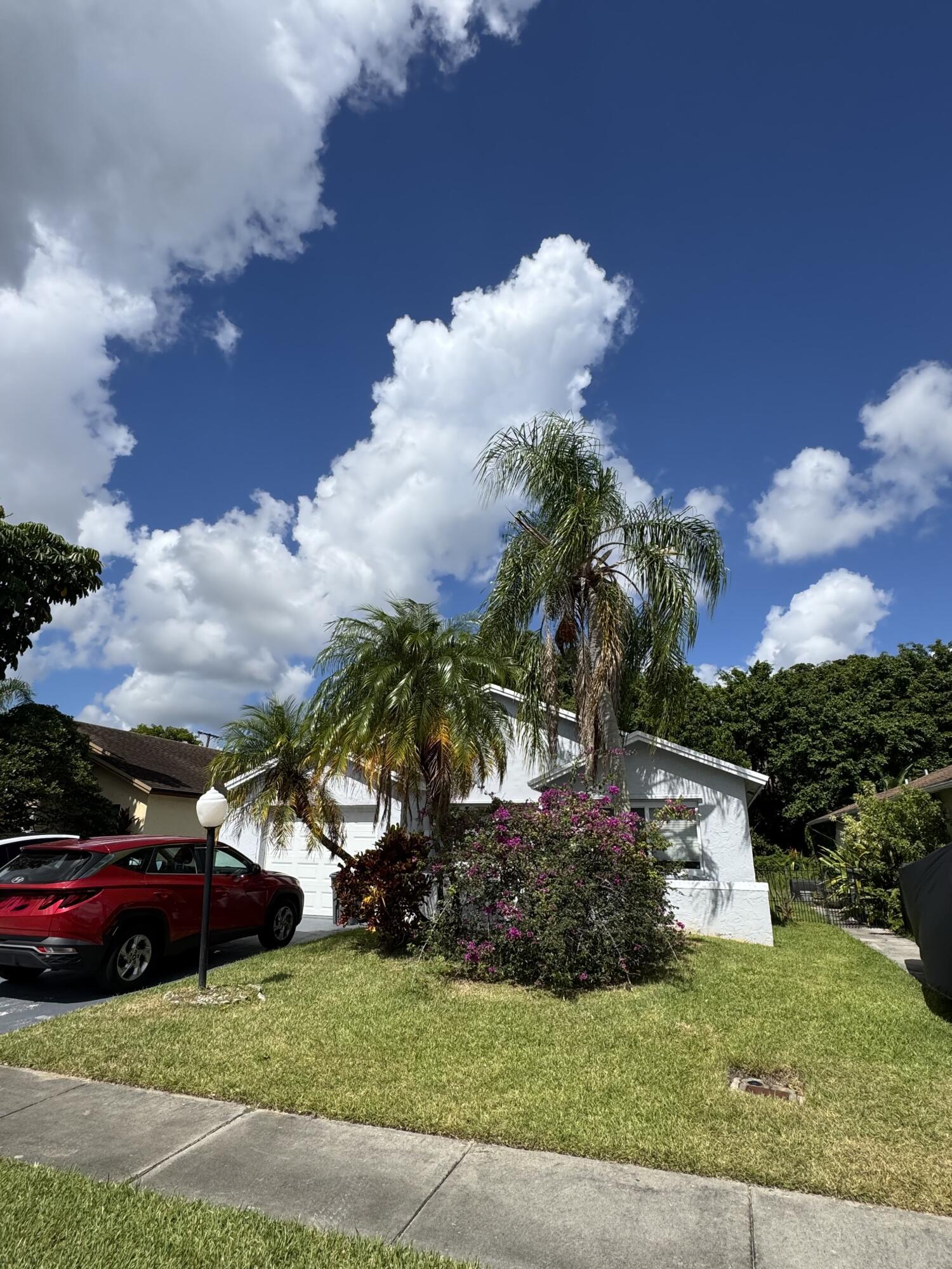 Property Photo: 9156 Pine Springs Drive FL 33428