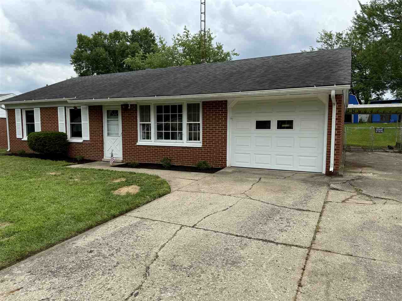 Property Photo:  1836 Valley Drive  IN 47374 