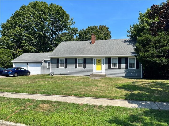 Property Photo: 40 Aaron Ave Avenue RI 02809