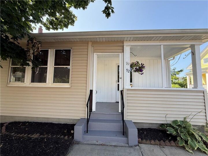 Property Photo:  92 N Maple Avenue NE  RI 02806 