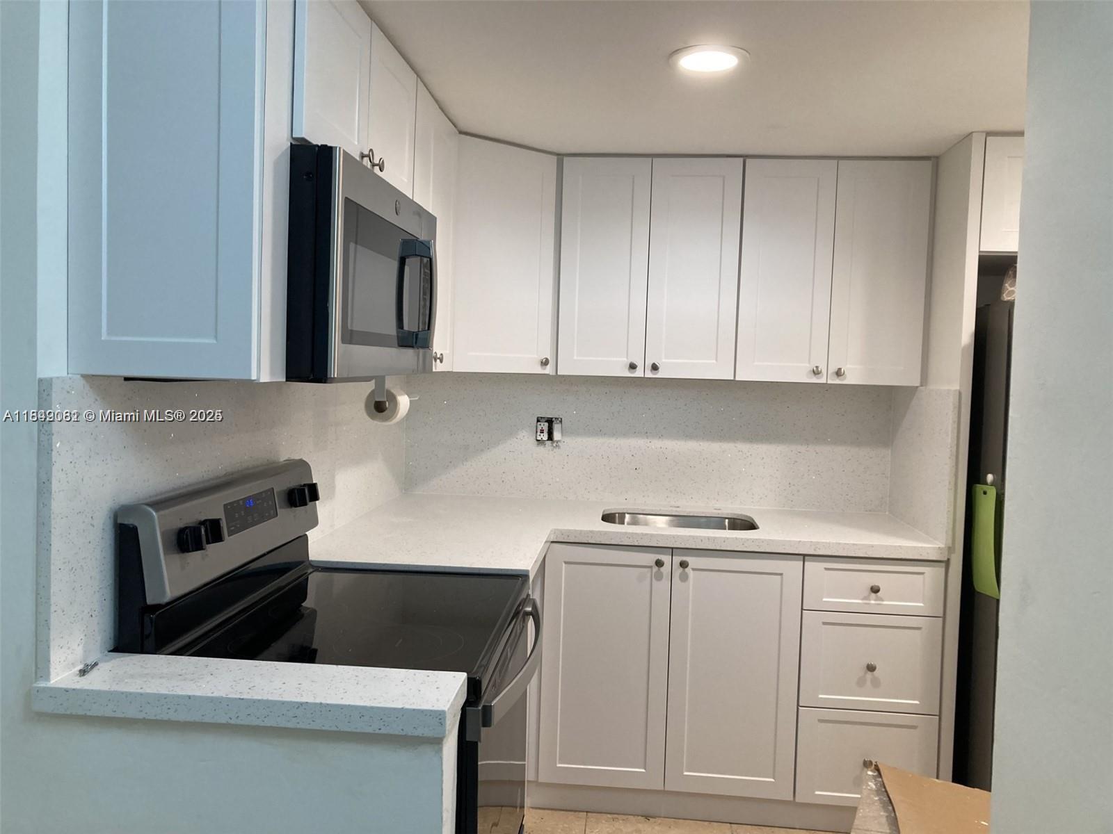 Property Photo: 1201 SW 13th St 1205A FL 33145