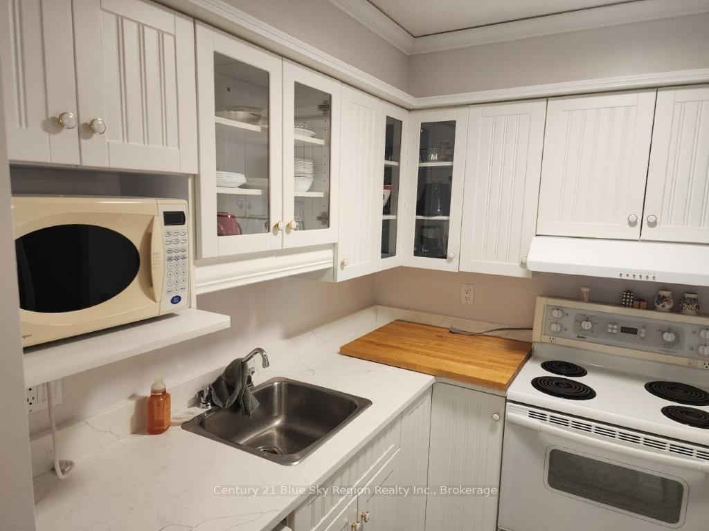 Property Photo:  130 Worthington Street W 405  ON P1B 3B2 