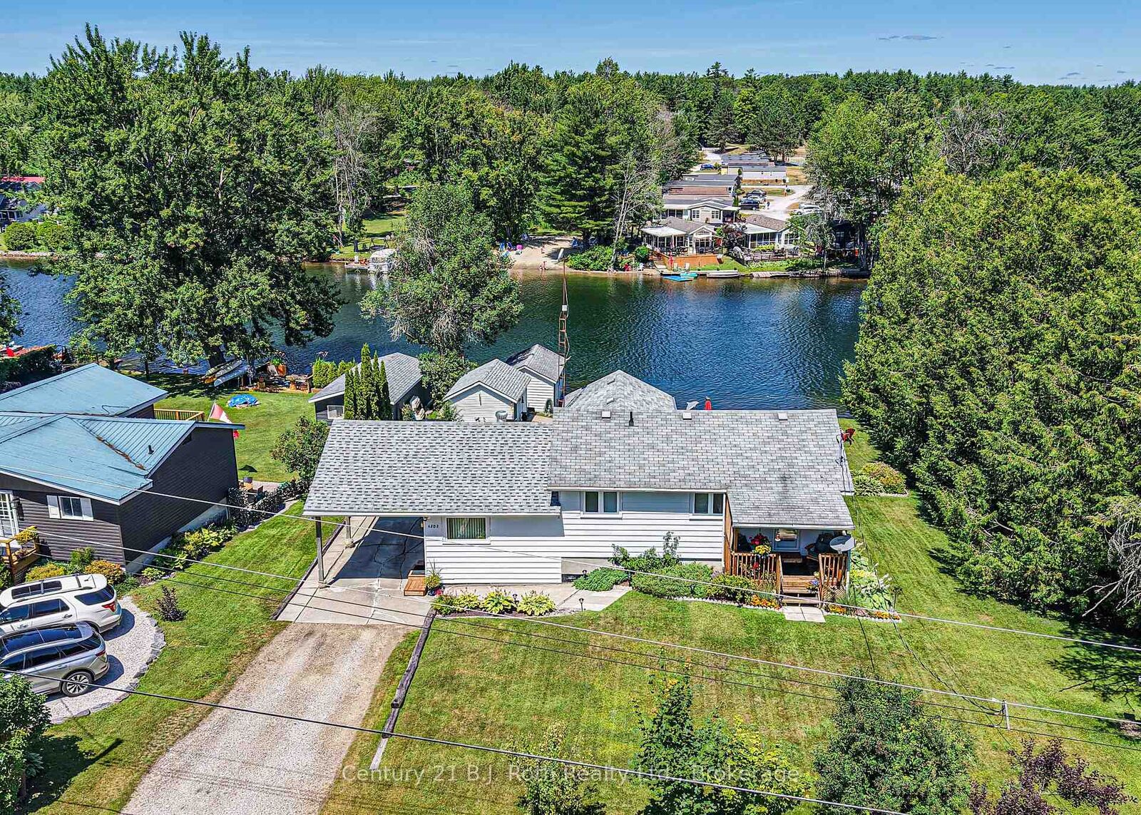 Property Photo: 4202 Canal Road ON L0K 2B0