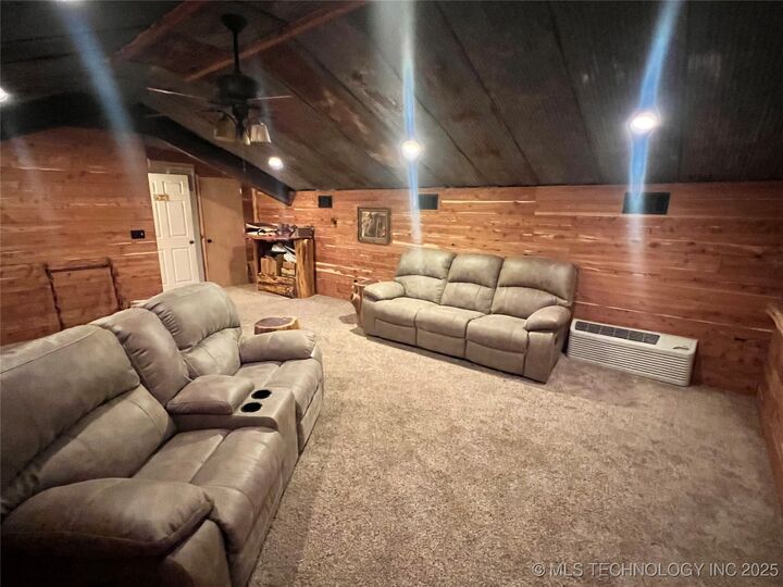 Property Photo:  20750 Ns 410 Road  OK 74048 