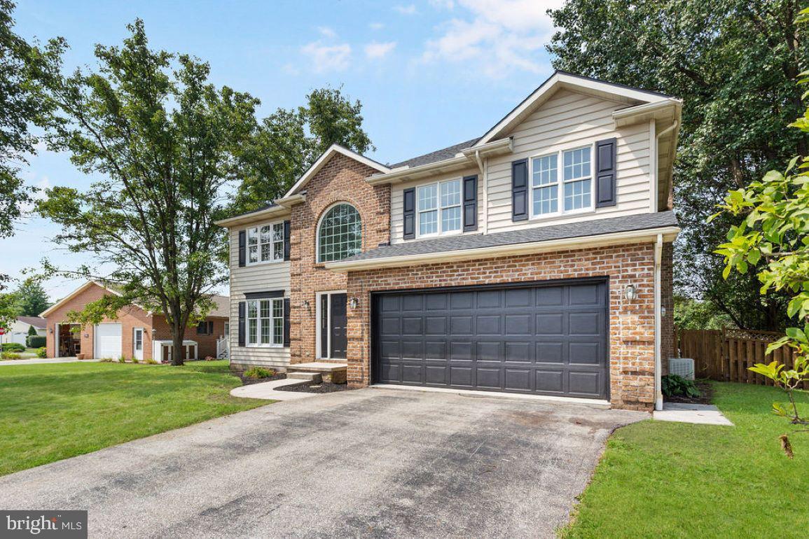 Property Photo:  33 Chinkapin Drive  PA 17350 