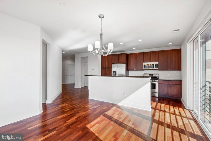 Property Photo: 600 S 24th Street 410 PA 19146
