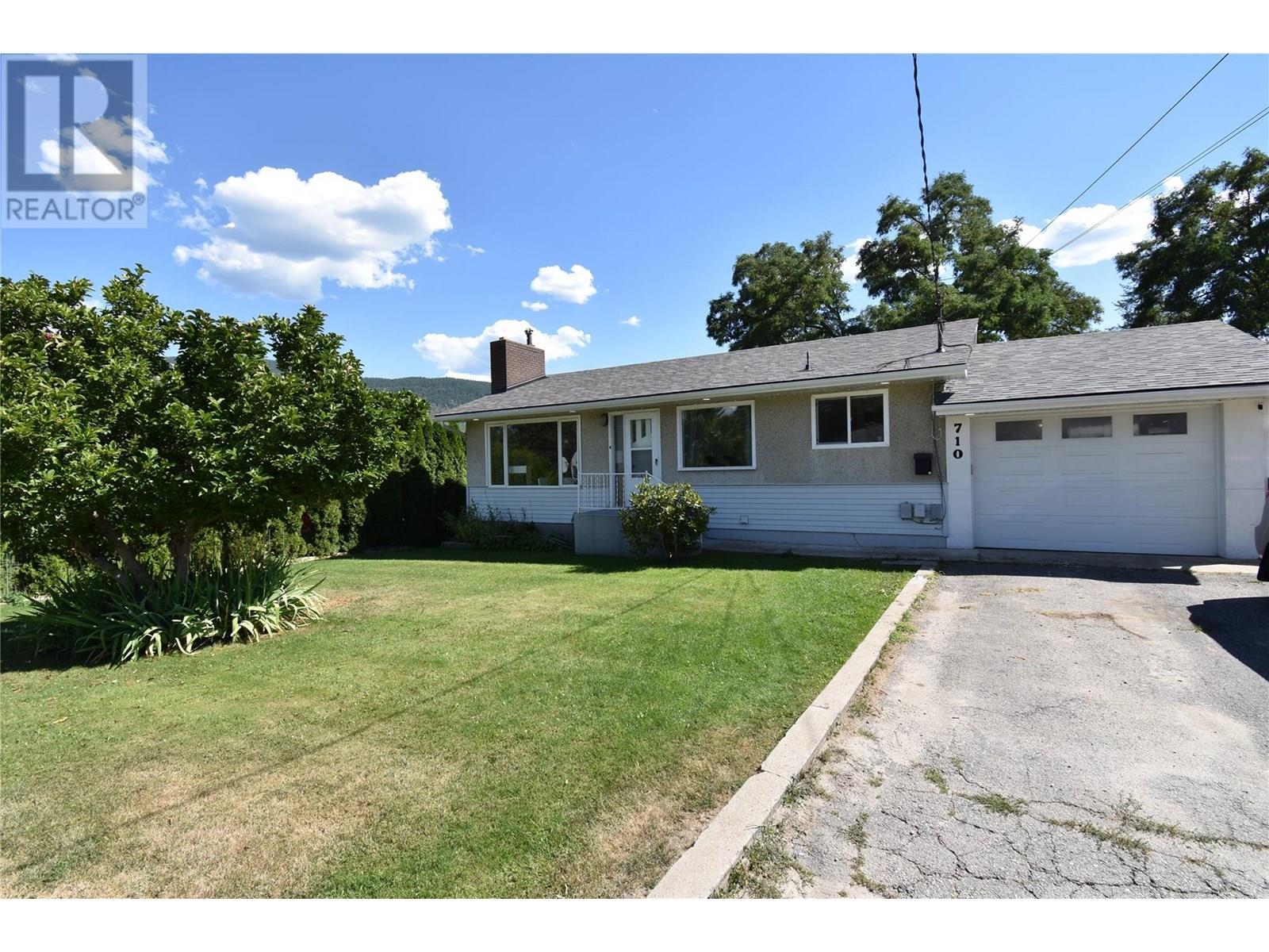 Property Photo: 710 28th Street BC V1N 2P4