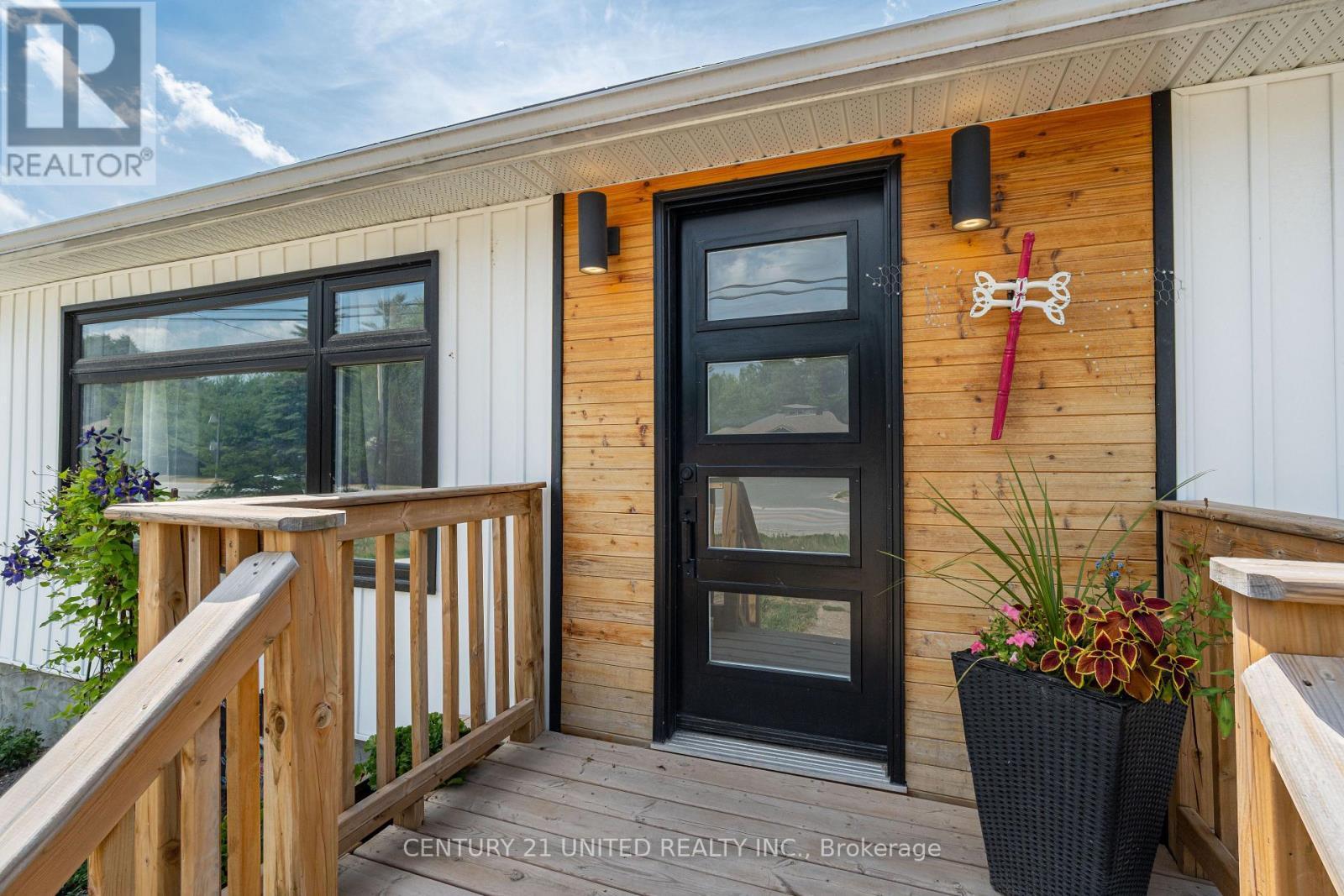 Property Photo:  178 Burleigh Street  ON K0L 1A0 