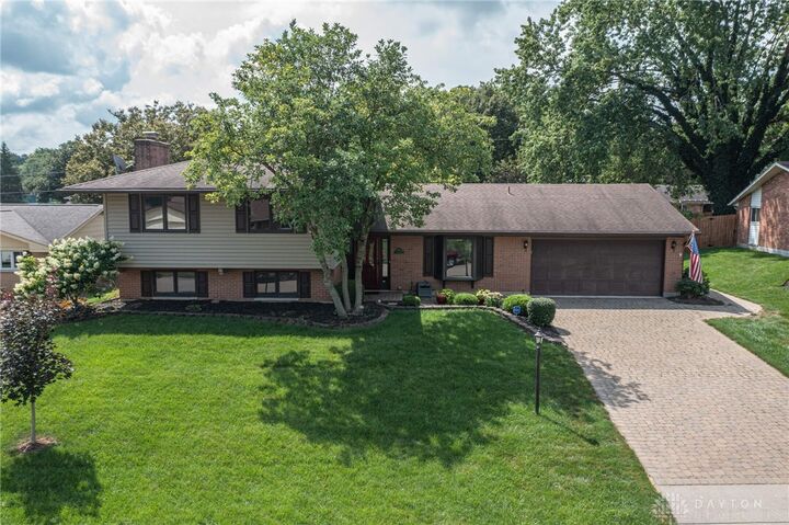 2320 Fairhill Lane  Kettering OH 45440 photo