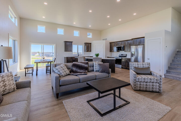 Property Photo:  3347 Tyndale Drive  ND 58503 