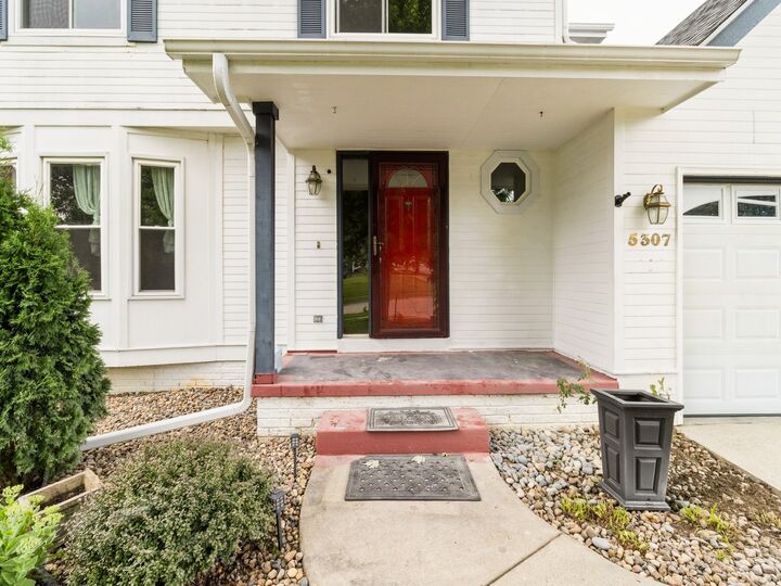 Property Photo: 5307 SE 32nd Street IA 50320