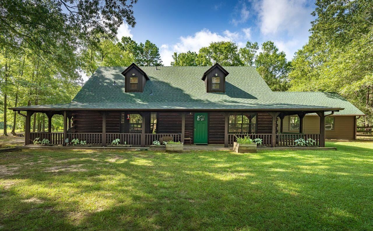 Property Photo: 970 Mercer Road TX 75672