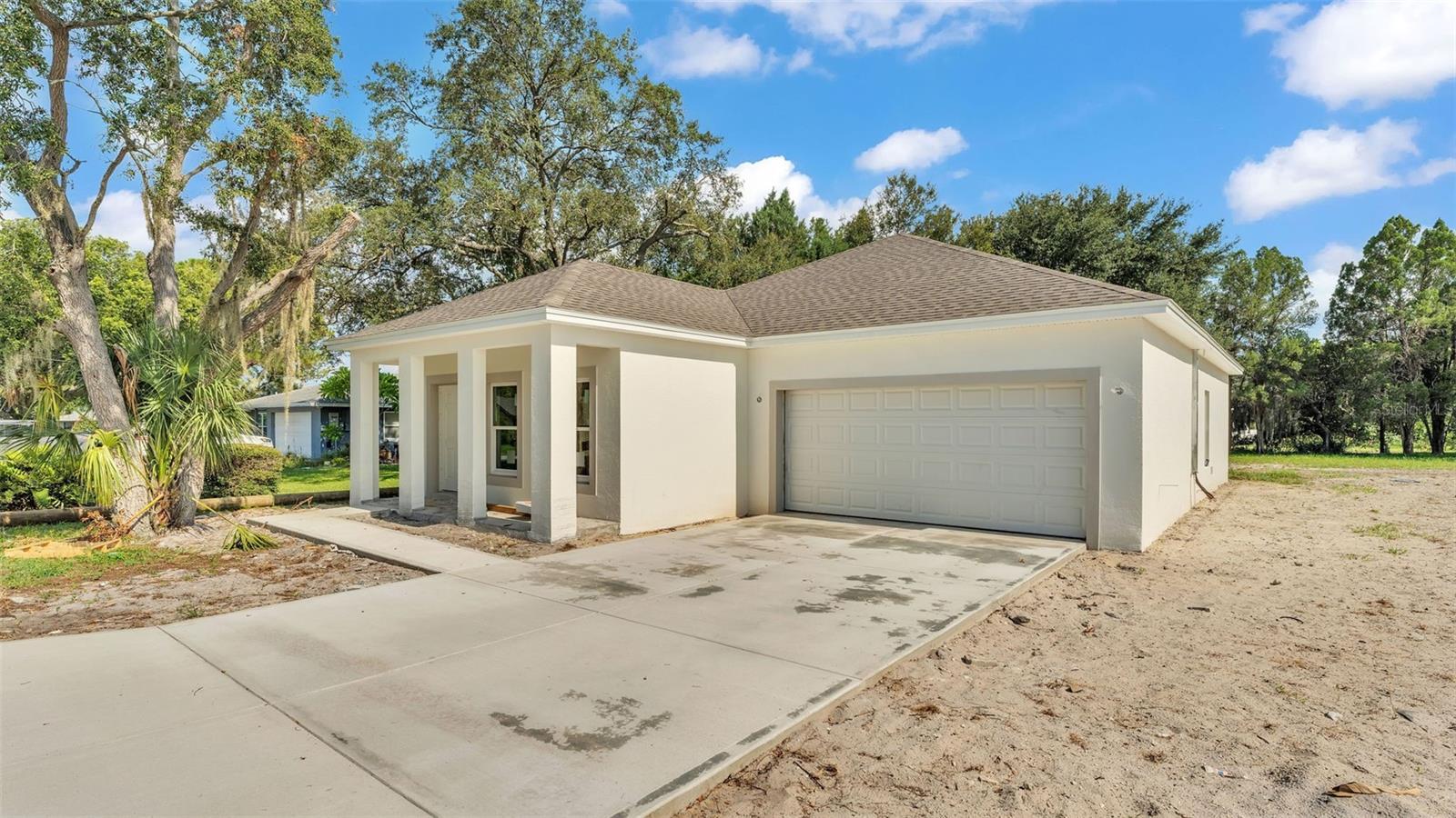 Property Photo:  1640 NW Pearce Road  FL 33881 