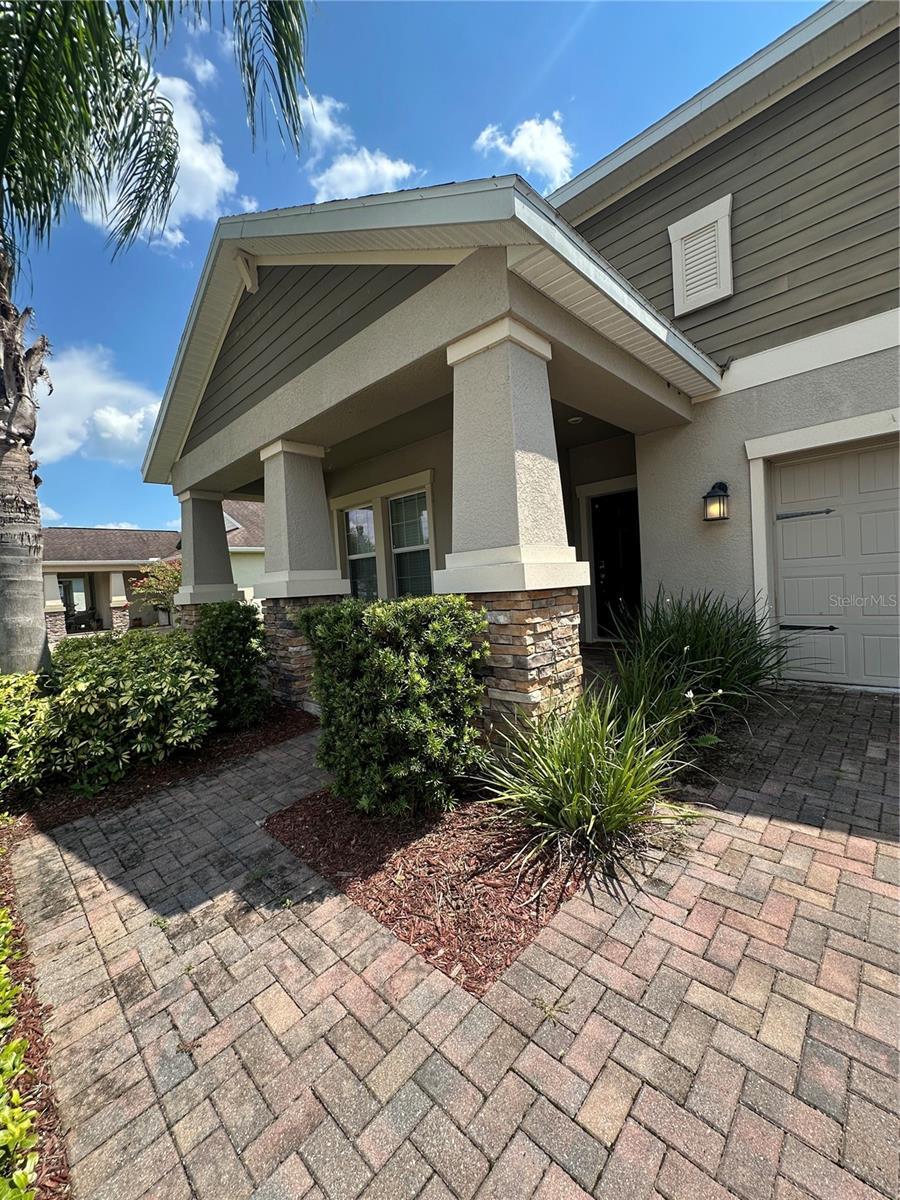 Property Photo: 10132 Lovegrass Lane FL 32832